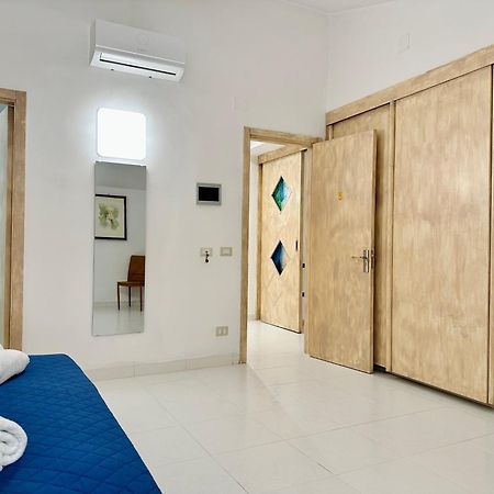 Unique Rooms In Centro Citta Bagno Privato E Climatizzatore Raguse Extérieur photo