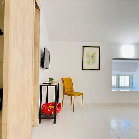 Unique Rooms In Centro Citta Bagno Privato E Climatizzatore Raguse Extérieur photo