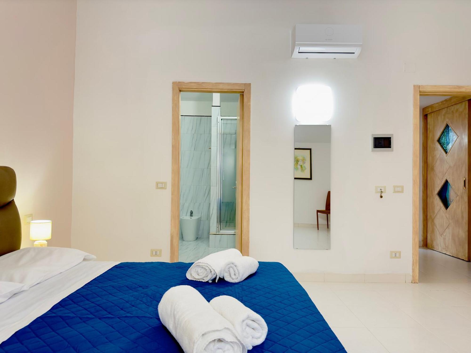 Unique Rooms In Centro Citta Bagno Privato E Climatizzatore Raguse Extérieur photo