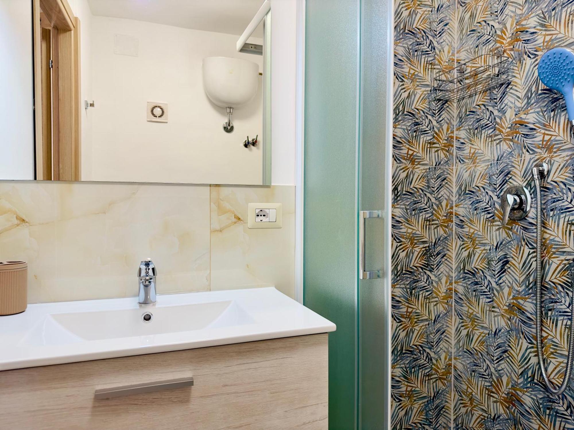 Unique Rooms In Centro Citta Bagno Privato E Climatizzatore Raguse Extérieur photo
