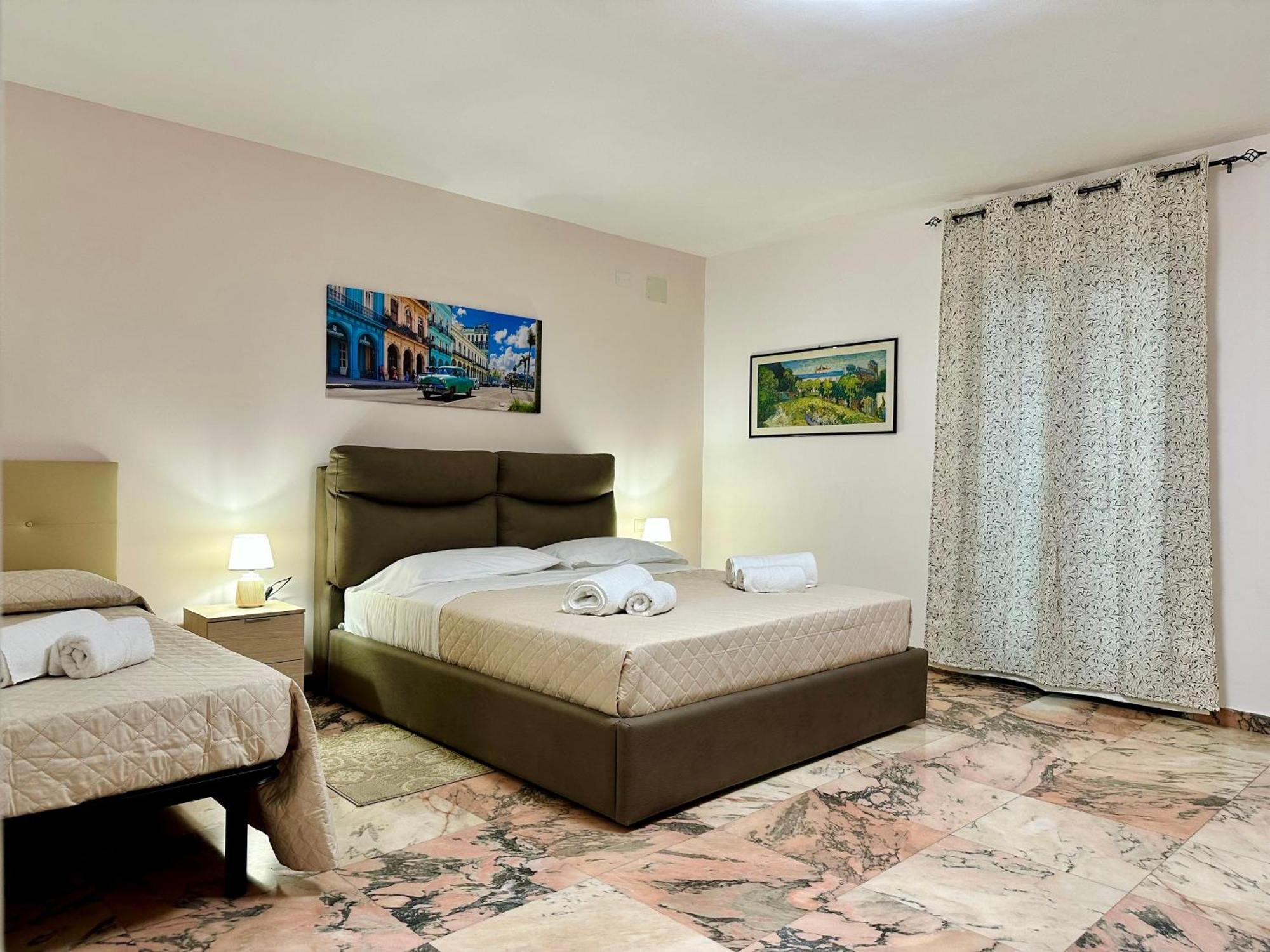 Unique Rooms In Centro Citta Bagno Privato E Climatizzatore Raguse Extérieur photo
